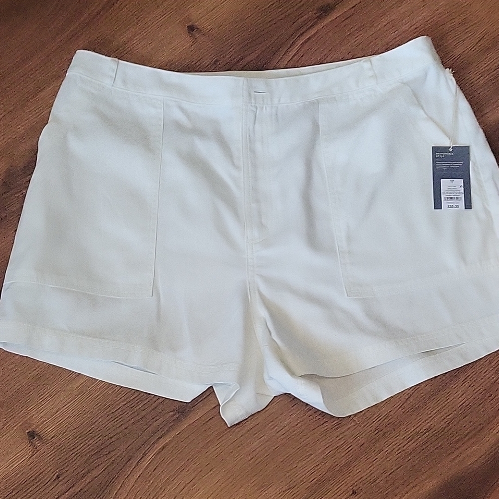 Women's White Shorts